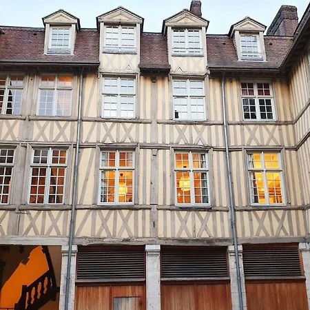 Ancien Hotel Particulier - Pl Du Vieux Marche 4 Pers Rouen Luaran gambar